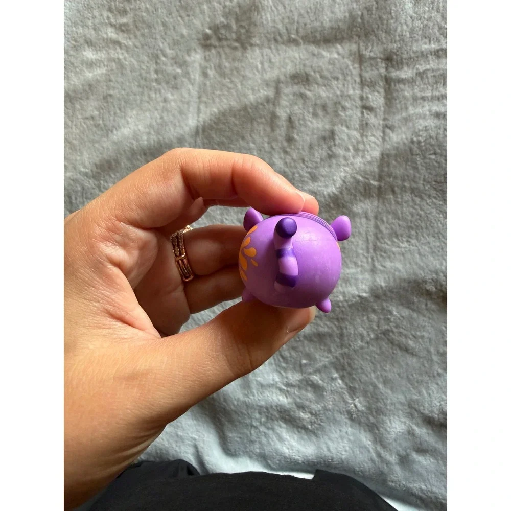 Disney Tsum Tsum Tigger Purple Paint Splatter Vinyl Figure Toy - C019